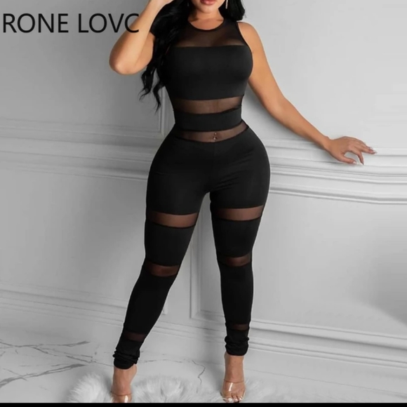 One-piece romper - Picture 1 of 1